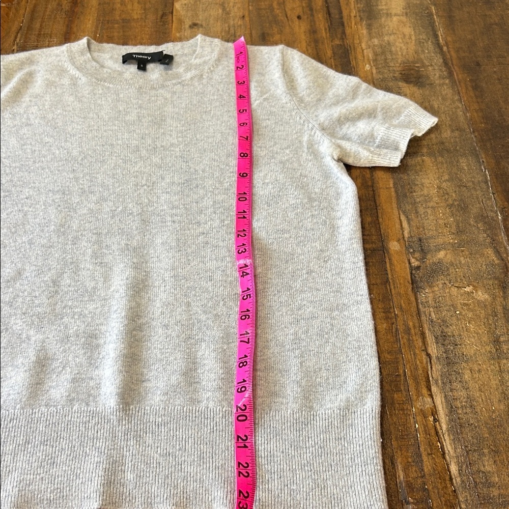 Theory Heather Gray Short Sleeve Top - Picture 5 of 7
